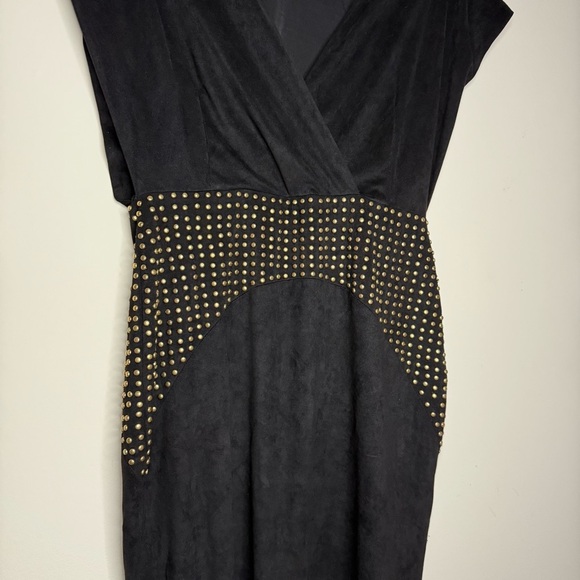 SHERI BODELL Embellished Studded Vneck Edgy Glam Suede Cocktail LBD Sheath Dress - Picture 3 of 8